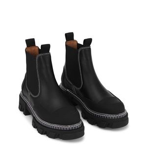 Ganni ✨Women's Cleated Chelsea Booties ✨